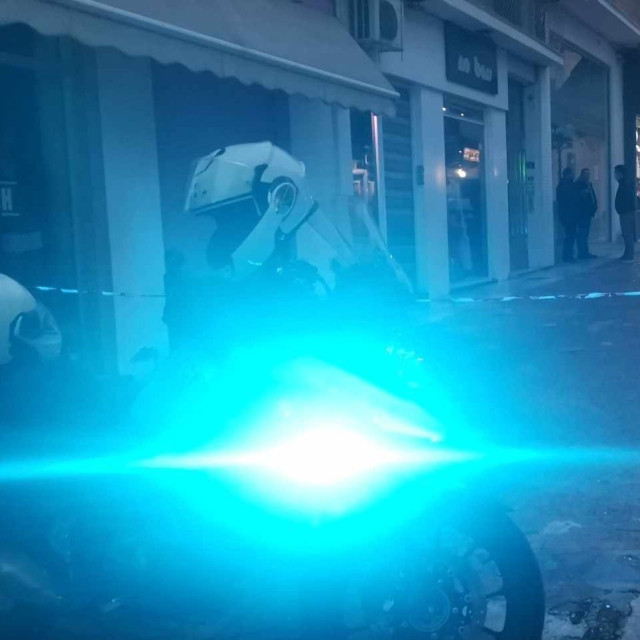Συναγερμός για ύποπτο αντικείμενο στο Παγκράτι - Στο σημείο κλιμάκιο του ΤΕΕΜ