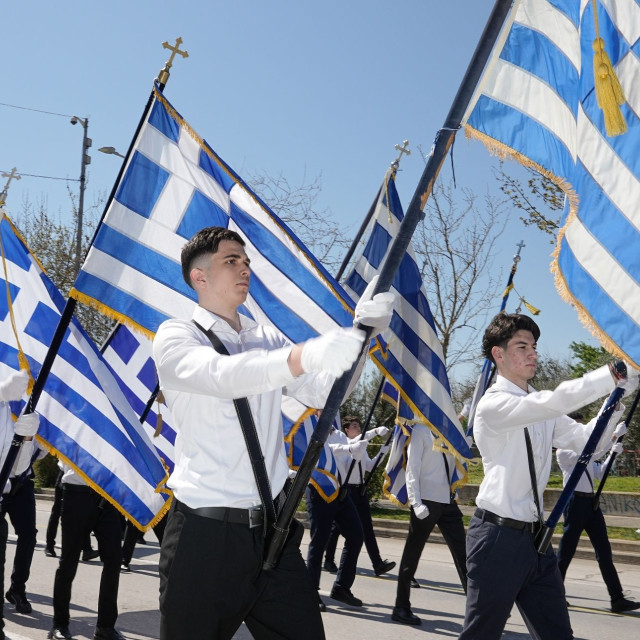 «Κλείδωσε» ο καιρός της 28ης Οκτωβρίου – Πώς θα εξελιχθούν οι πρώτες μέρες του Νοεμβρίου με βάση τα GFS και ECMWF