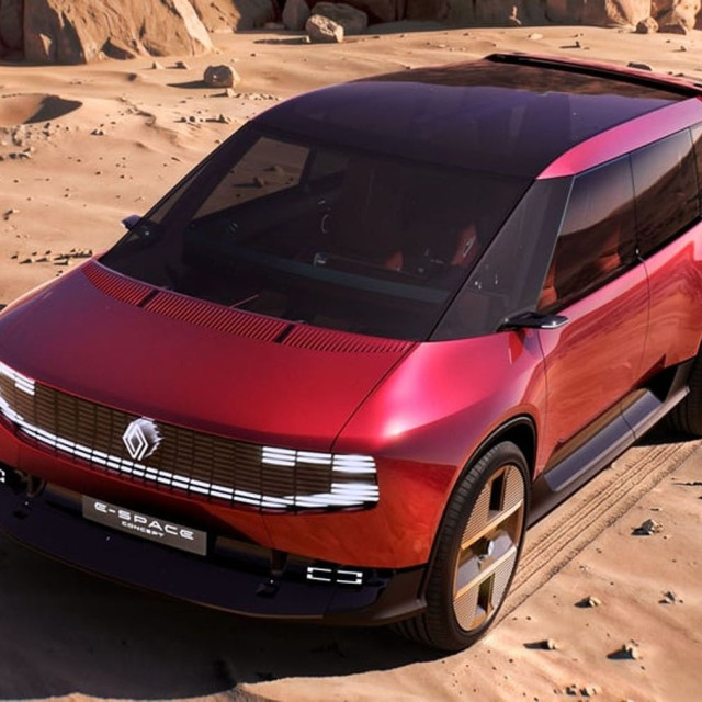 Renault E-Space Concept: Το εντυπωσιακό ταμπλό με οθόνη 44,5 ιντσών περνά στην παραγωγή