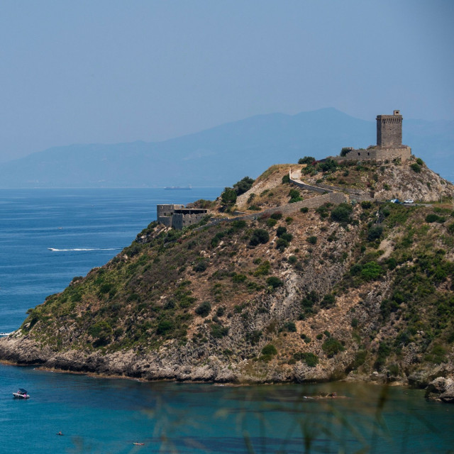 «Σμήνος» σεισμών στην Ιταλία: Άρση του συναγερμού για τσουνάμι - Υπό παρακολούθηση το φαινόμενο