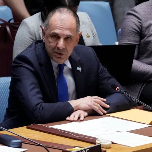 Τουρκολιβυκό: Μετά το άνοιγμα Φιντάν στην Αίγυπτο ο Γεραπετρίτης σπεύδει στον ΟΗΕ