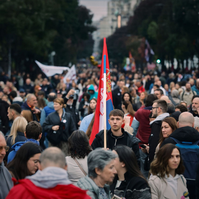 Σερβία: Αύριο οι πιο κρίσιμες εκλογές της σύγχρονης ιστορίας - Φοιτητές και Βούτσιτς σε μάχη