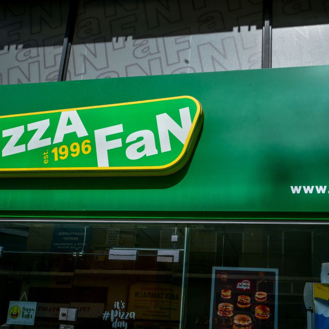 Pizza Fan - Σε απόγνωση 2.500 εργαζόμενοι: «Πήγα για δουλειά, έφτασα εκεί και μου λένε φύγε - Ψάχνουμε ήδη όλοι για μεροκάματο»