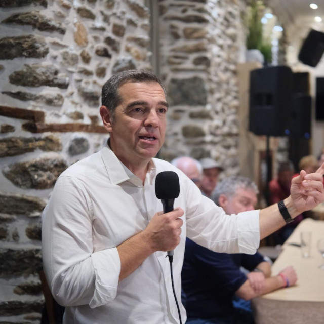 Η...ταινία του Τσίπρα: Κάθε Σάββατο θα προτείνει ταινία με βάση την επικαιρότητα – Τι διάλεξε σήμερα