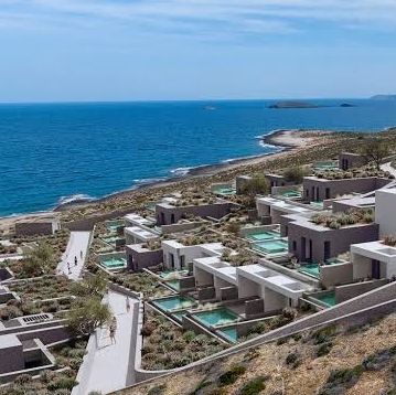 Μήλος: Τα 503 επιπλέον τετραγωνικά του White Coast - Τι αποκαλύπτει το πόρισμα της Αρχής Διαφάνειας
