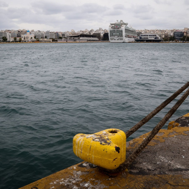 Παραλύουν τα λιμάνια την Παρασκευή 30 Οκτωβρίου - Στάση εργασίας από την ΑΔΕΔΥ
