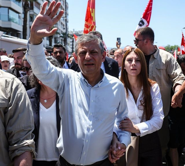 «Πυρά» Οζέλ κατά Ερντογάν: «Αποτύχατε σε όλα - Η Ελλάδα πήρε τα F-35 και εμείς κάνουμε υποχωρήσεις» - «Η συμφωνία μας με τη Λιβύη δεν γίνεται αποδεκτή»