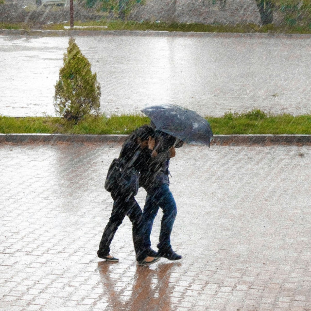 Ζιακόπουλος: Έρχεται νέα κακοκαιρία με βροχές, καταιγίδες και κρύο – Πότε θα χτυπήσει