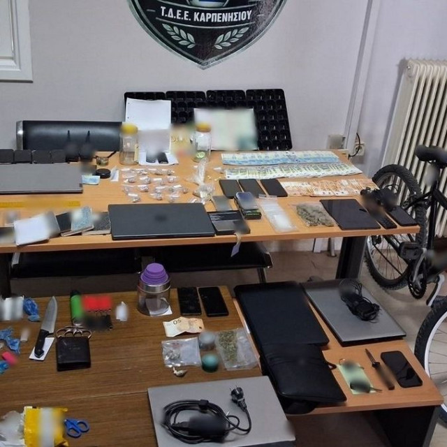 Προφυλακίστηκε ο φερόμενος ως αρχηγός του κυκλώματος που διακινούσε ναρκωτικά σε σχολεία