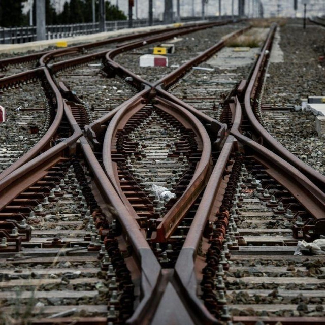 Απεργία: Χωρίς τρένα, προαστιακό και πλοία η χώρα λόγω της 24ωρης κινητοποίησης