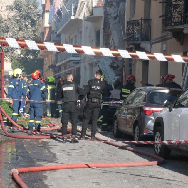 Φονική έκρηξη στην Πλάκα: Κλέφτες χαλκού προκάλεσαν τη διαρροή - Χειροπέδες σε τρία άτομα