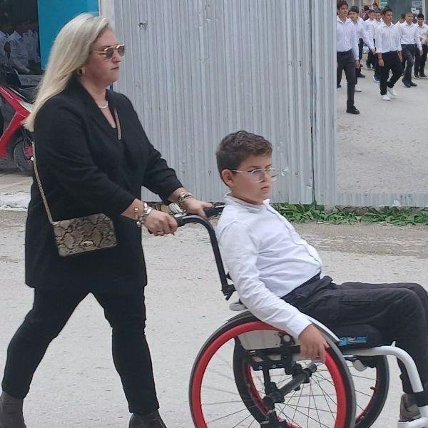Ηράκλειο: Ο 13χρονος Παναγιώτης που συγκίνησε στην παρέλαση - Θέλει να γίνει εισαγγελέας