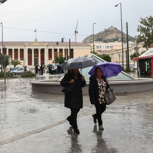 Καιρός: Έκκληση Καλλιάνου για την Αττική και άλλες 10 περιοχές - «Προσέξτε τις μετακινήσεις σας»