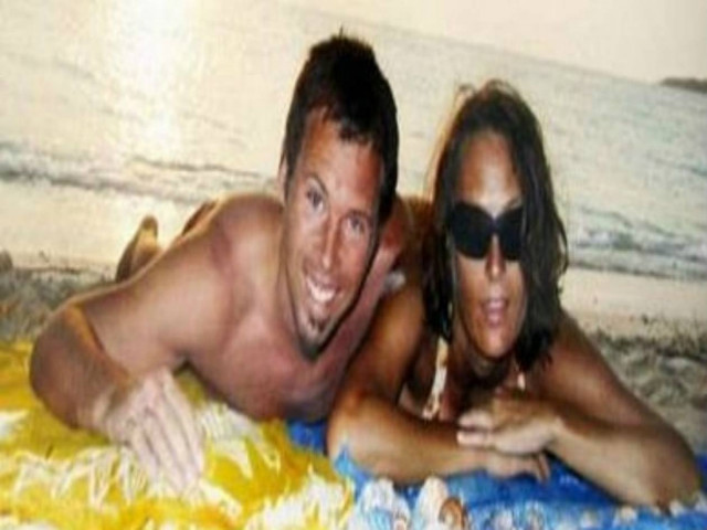 Έκαναν τον γύρο του κόσμου και σκοτώθηκαν έξω από το σπίτι τους