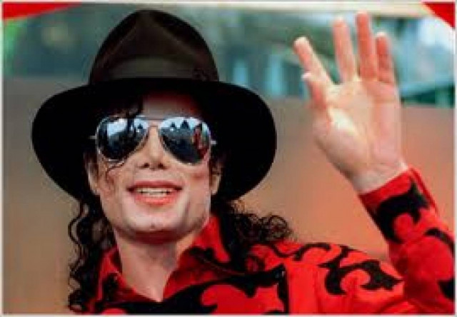 Ο βασιλιάς της ποπ παίρνει σάρκα και οστά μέσα από βιντεοπαιχνίδι..