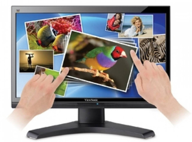 Η πρώτη οθόνη με multitouch είναι γεγονός