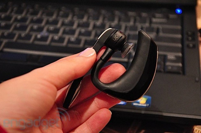 Το νέο Plantronics  PRO UC  Bluetooth!