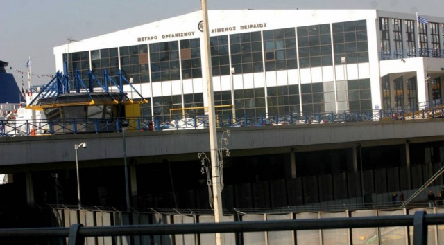 Τρίζουν τα... κόκκαλα των Σαλαμινομάχων