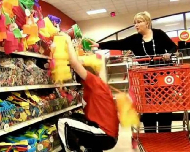 Οι πιο ξεκαρδιστικές φάρσες του 2011