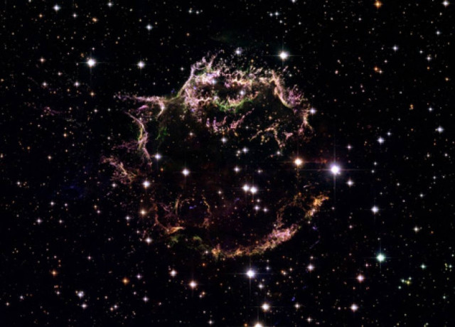 Δεκάχρονη ανακάλυψε supernova