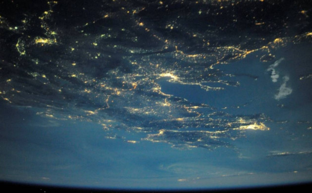 Το διάστημα με τα μάτια ...της ψυχής ενός αστροναύτη