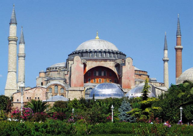 Σβήνουν κάθε ίχνος Ελλάδας στην Κωνσταντινούπολη