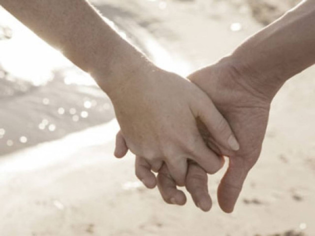 Με βλέπει σοβαρά;