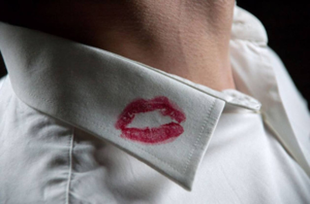 Η άδεια τσέπη οδηγεί… στην απιστία