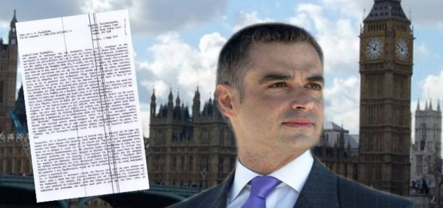 Τα «φέσια» του Άρη στο Λονδίνο