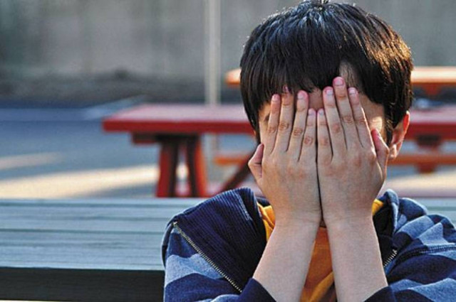 "Ομαδική Βία και Επιθετικότητα στα Σχολεία"