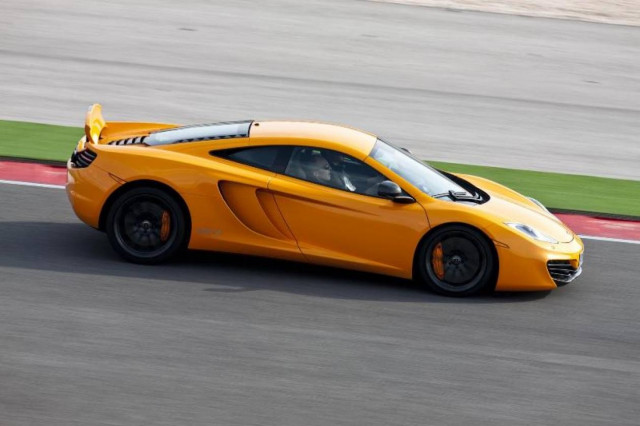 McLaren MP-12C