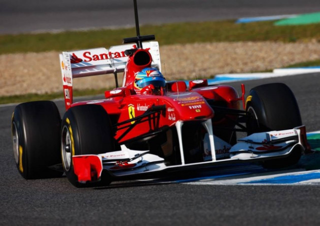 O Αλόνσο ταχύτερος στη Βαρκελώνη