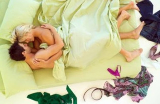 Πόσες θερμίδες καίτε με το σεξ;