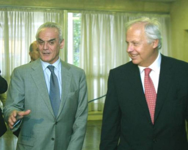 Μίζες σε συνδικαλιστές για τα Ναυπηγεία Σκαραμαγκά