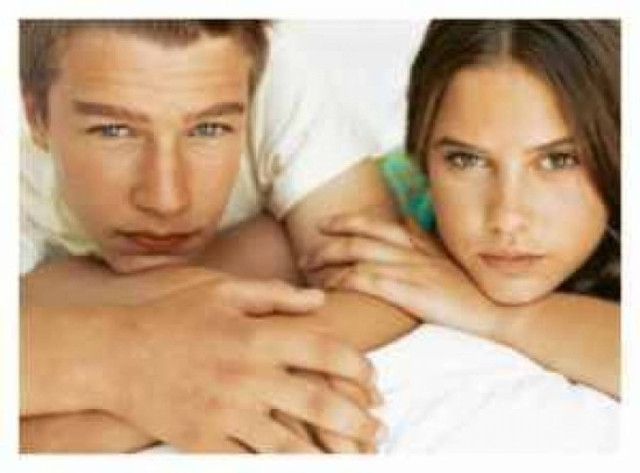 Οι νέοι Αμερικανοί απέχουν από το σεξ