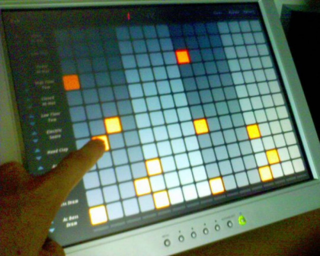 Οι ασθενείς με παραλυσία θα παίζουν μουσική στο μέλλον