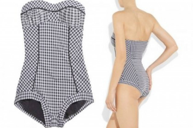 Pin-up για την παραλία