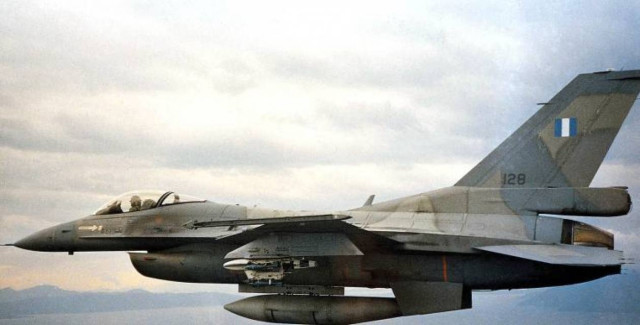 "Γέμισε" το Αιγαίο τουρκικά αεροσκάφη