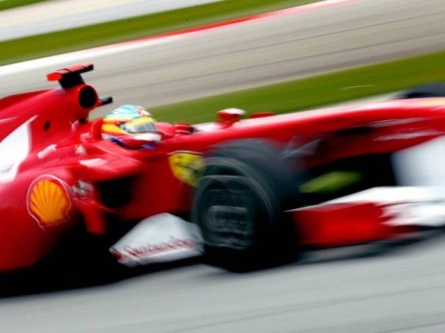 Κάτι συμβαίνει στη Ferrari