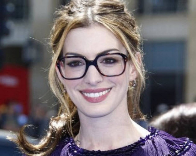 Κάντε τα γυαλιά βιτρίνα