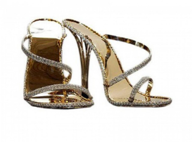 Τα παπούτσια που θα ζήλευε η Σταχτοπούτα