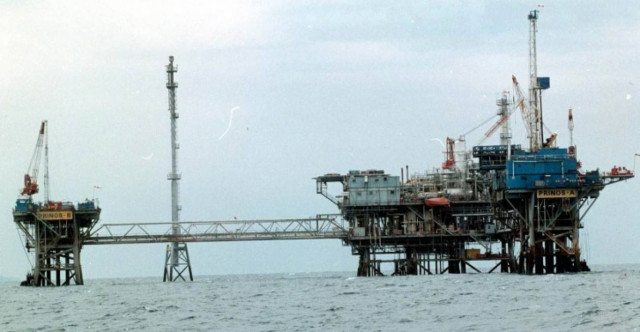 Επιχείρηση "μαύρος χρυσός"-"Πνιγμένη" στο πετρέλαιο η Δ.Ελλάδα