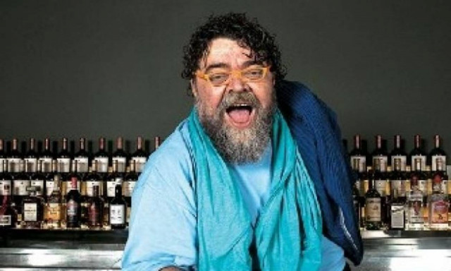 Σταμάτης Κραουνάκης: «Μετακομίζει» στην… Αριστοφάνους 11;