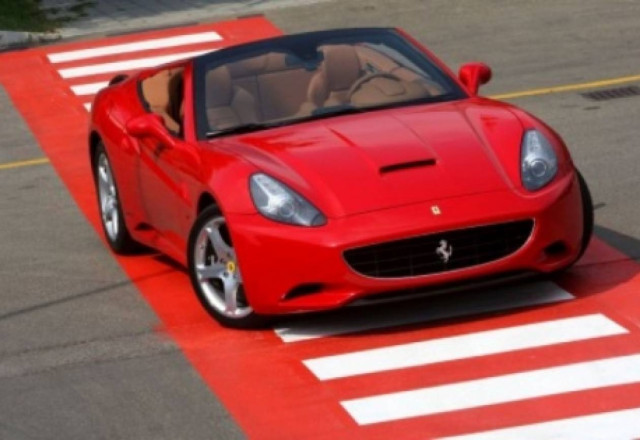 Οι αυτοκινητοβιομηχανίες "κοιτούν" στην Κίνα