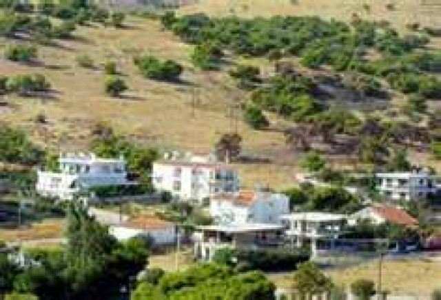 Η κυβέρνηση «χαϊδεύει» την αυθαίρετη δόμηση