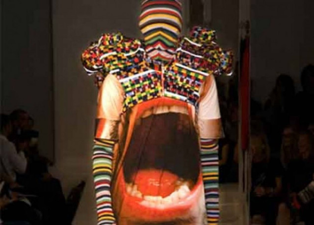 «Τέρατα και Σημεία στη Μόδα» στο μουσείο Μπενάκη