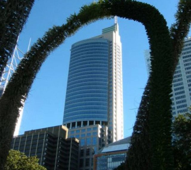 Μπορεί να μην έχουμε λεφτά, έχουμε όμως προτάσεις