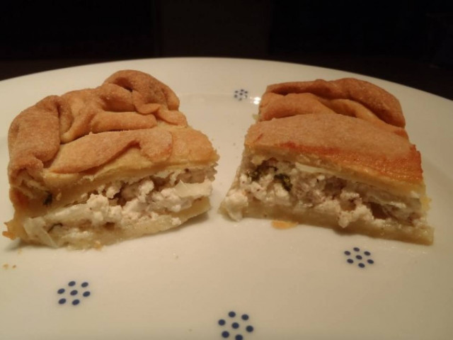 Τυρόπιτα με καλαμποκάλευρο