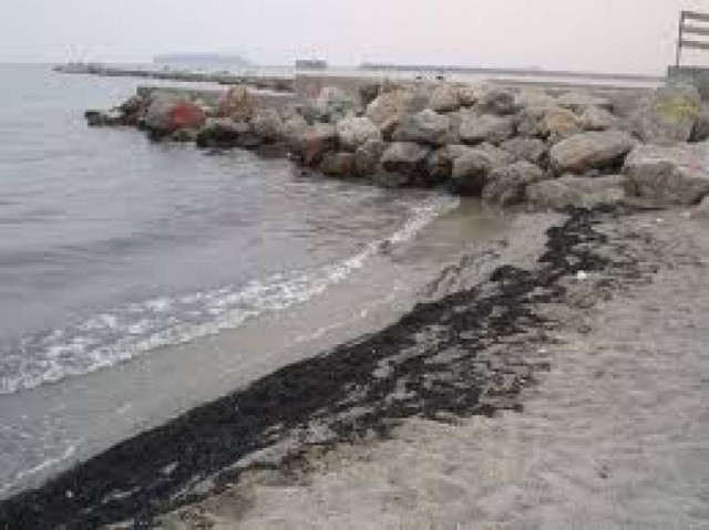 Βρήκαν το πτώμα του στη θάλασσα...