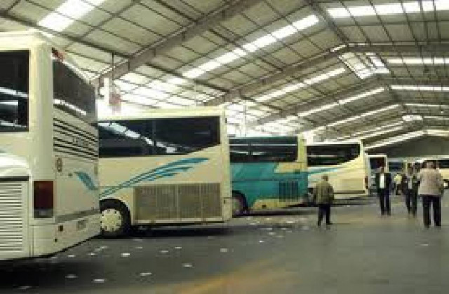 Μετανάστες παραποίησαν εισιτήρια των ΚΤΕΛ